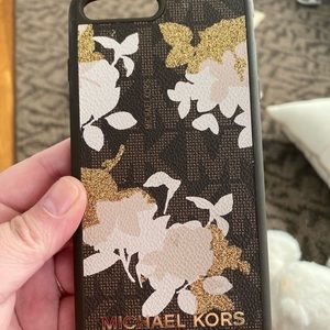 MK phone case 8 plus